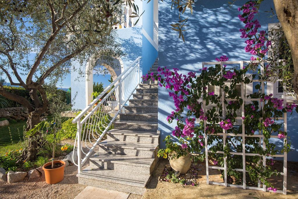 Apartments Juras Brzac المظهر الخارجي الصورة