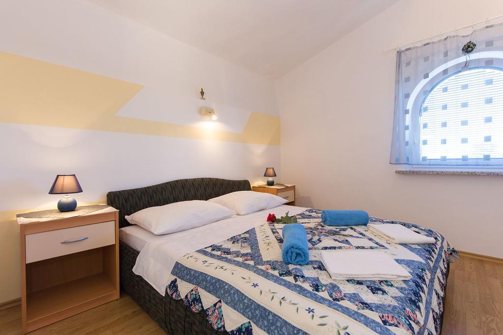 Apartments Juras Brzac المظهر الخارجي الصورة