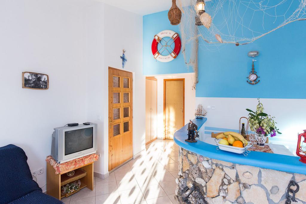 Apartments Juras Brzac المظهر الخارجي الصورة